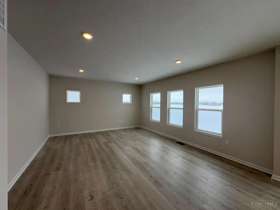 514 Red Maple Lane, Wilmington, OH 45177 - Image #2