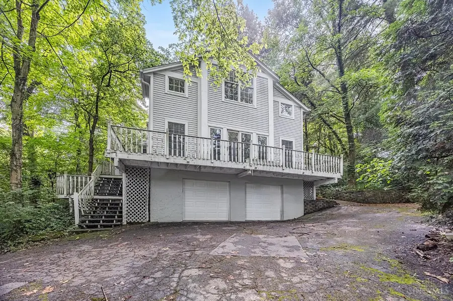 1588 Moon Valley Lane, Anderson Township, OH 45230 - Image #2