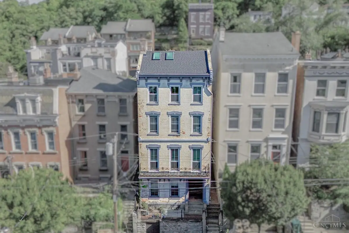 330 Milton Street #2, Cincinnati, OH 45202 - Image #1