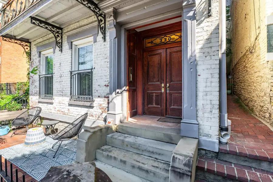 330 Milton Street #2, Cincinnati, OH 45202 - Image #2