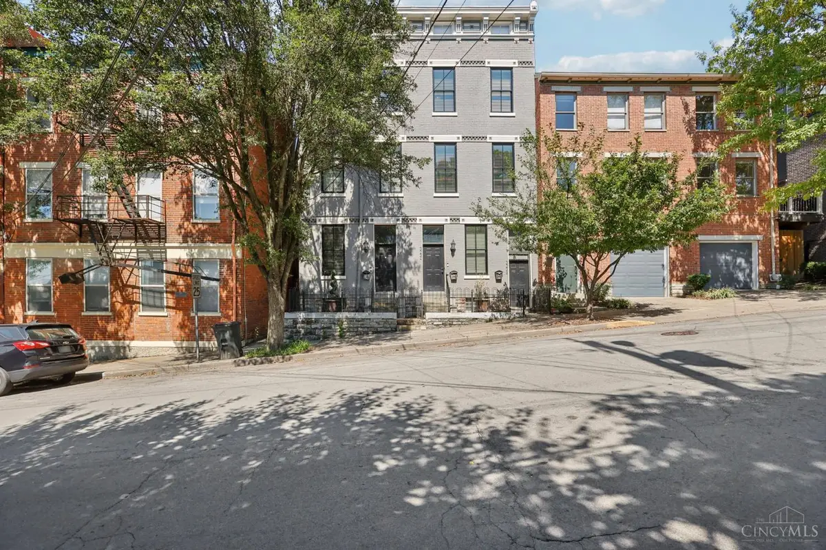 320 Mulberry Street, Cincinnati, OH 45202 - Image #1