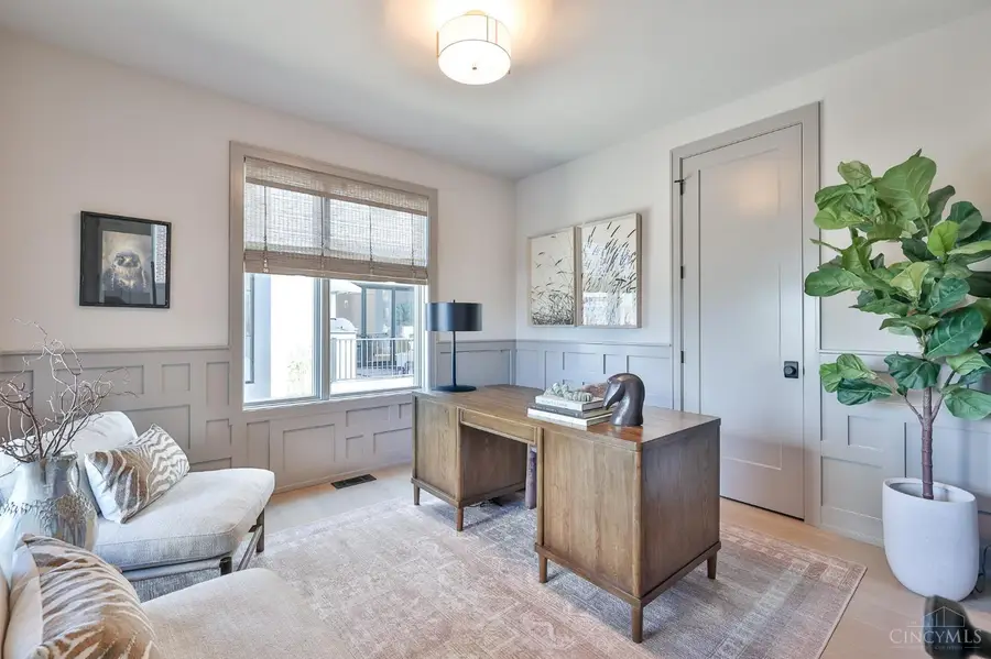 2930 Three Oaks Lane, Cincinnati, OH 45209 - Image #3