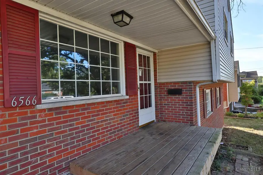 6566 Montevista Drive, Cincinnati, OH 45224 - Image #2