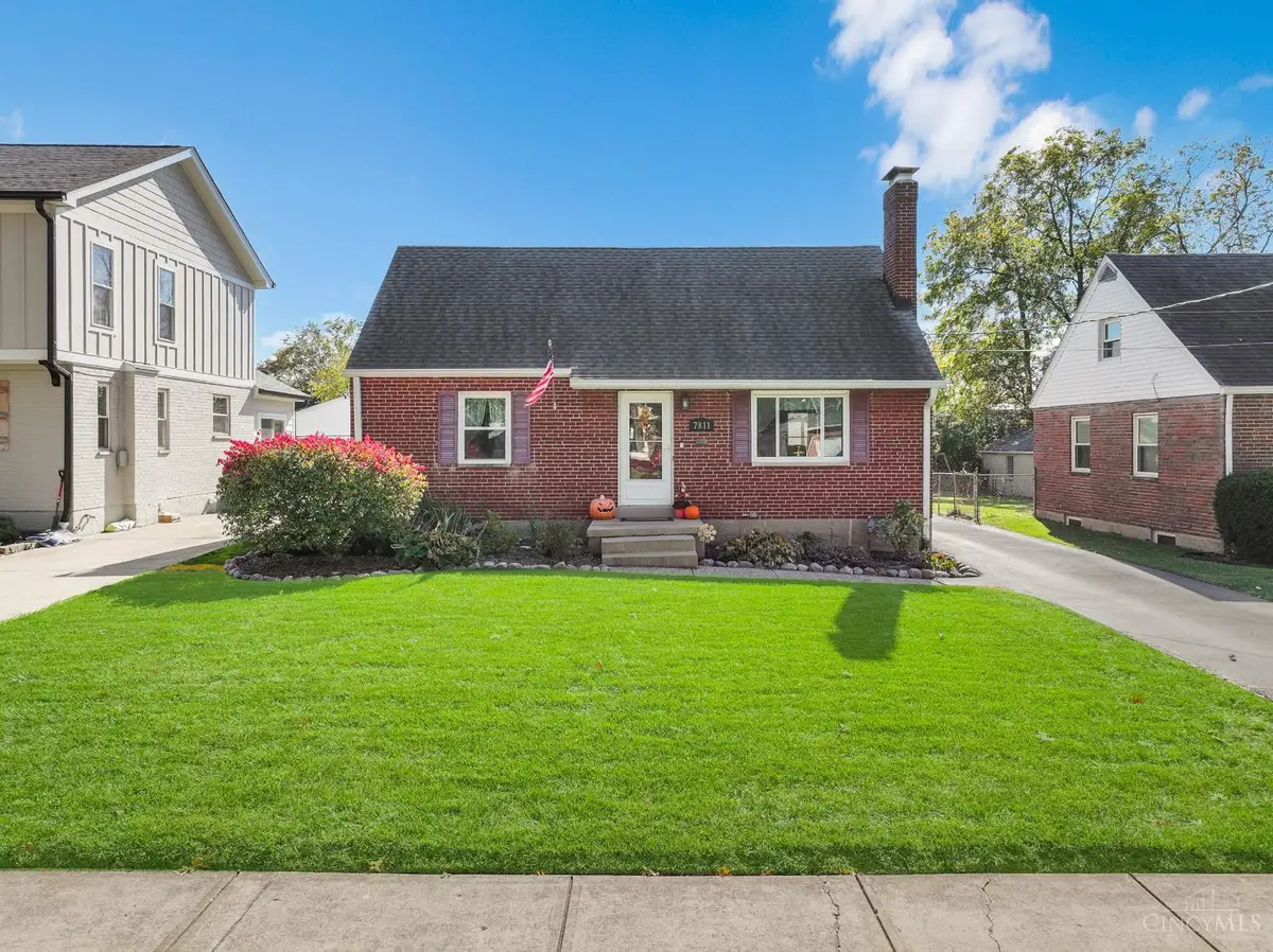 7811 Locust Lane, Madeira, OH 45243 - Image #1