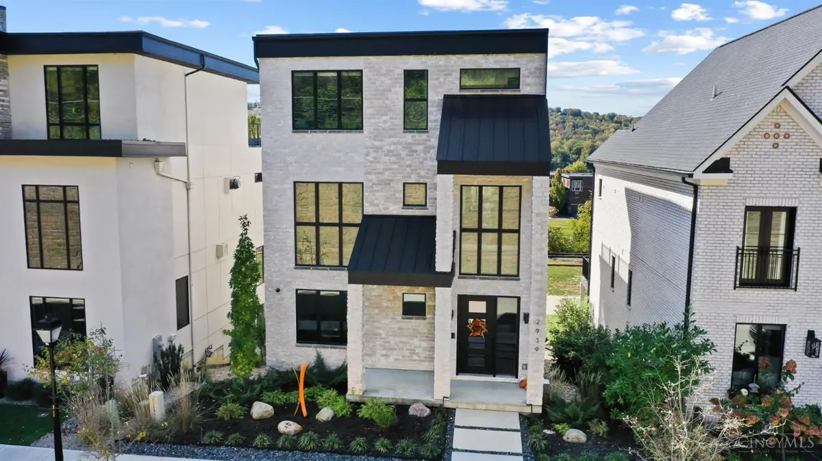 2939 Walworth Avenue, Cincinnati, OH 45226 - Image #1