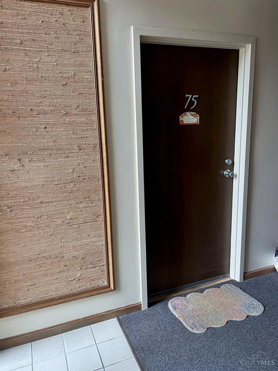 5211 S Eaglesnest Drive #75, Green Township, OH 45248 - Image #2