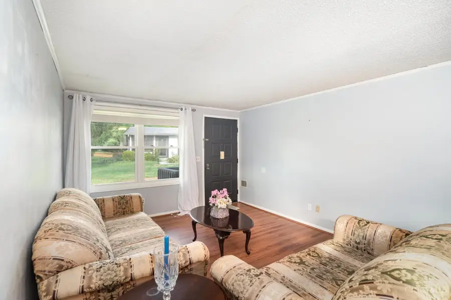 9433 Willowgate Drive, Cincinnati, OH 45251 - Image #3