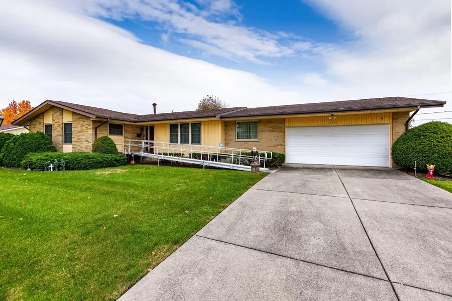 5342 Dushore Drive, Jefferson, OH 45417 - Image #3