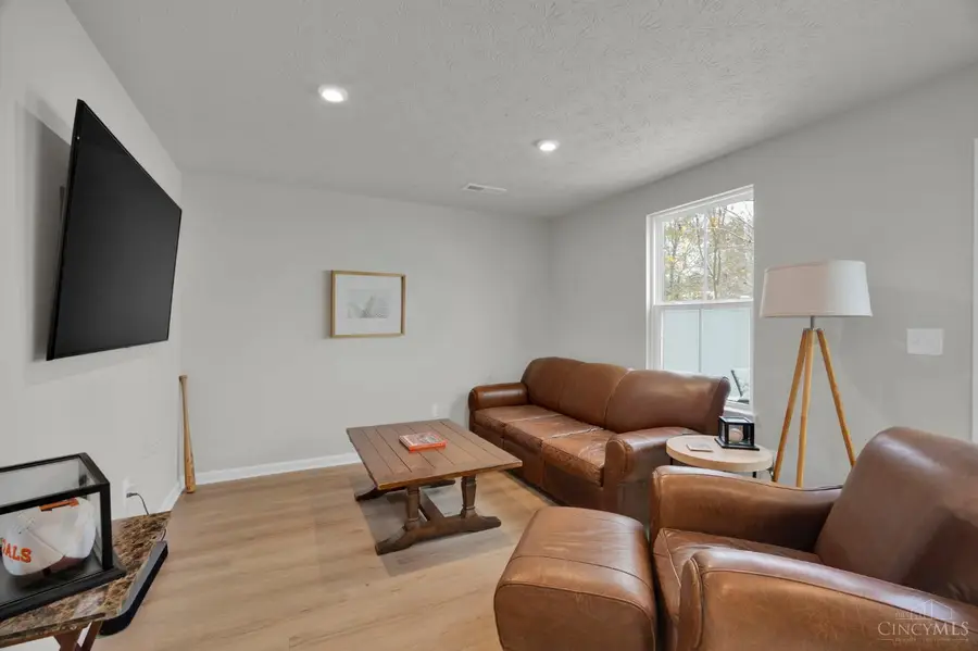 34 Wentworth Lane, Deer Park, OH 45236 - Image #3