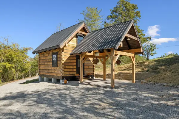 917 Logans Lane, West Union, OH 45693