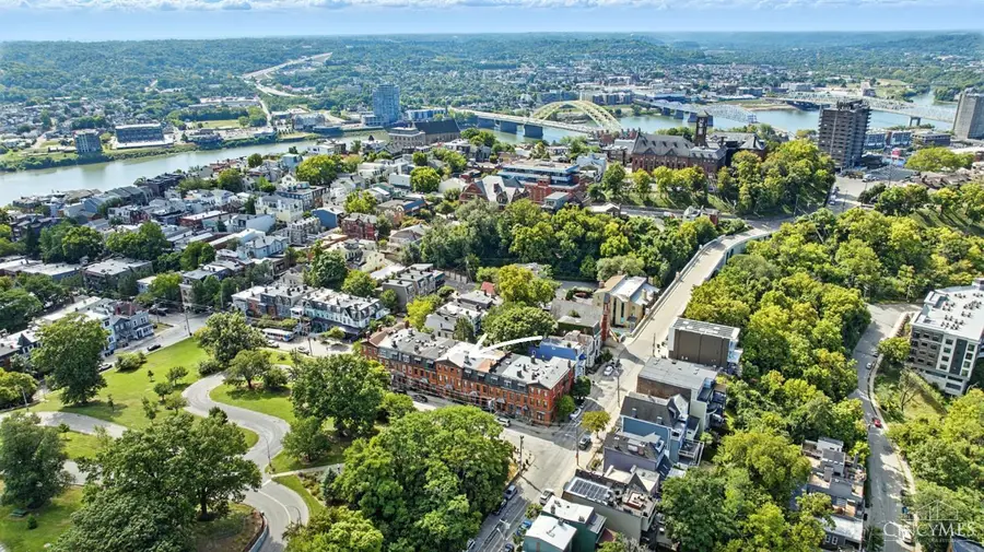 913 Paradrome Street, Cincinnati, OH 45202 - Image #2