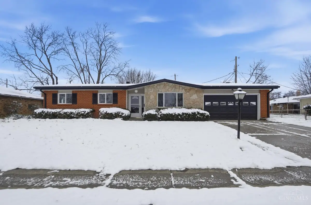 302 Highland Drive, Englewood, OH 45322 - Image #1