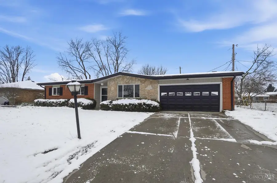 302 Highland Drive, Englewood, OH 45322 - Image #2