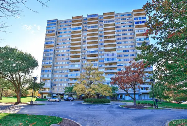 2324 Madison Road #809, Cincinnati, OH 45208