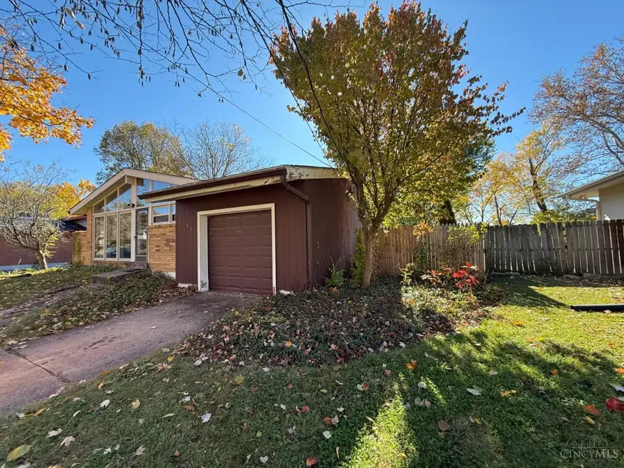 705 Converse Drive, Forest Park, OH 45240 - Image #3