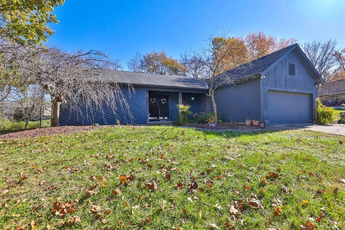 7204 Wesselman Road, Cleves, OH 45002 - Image #1