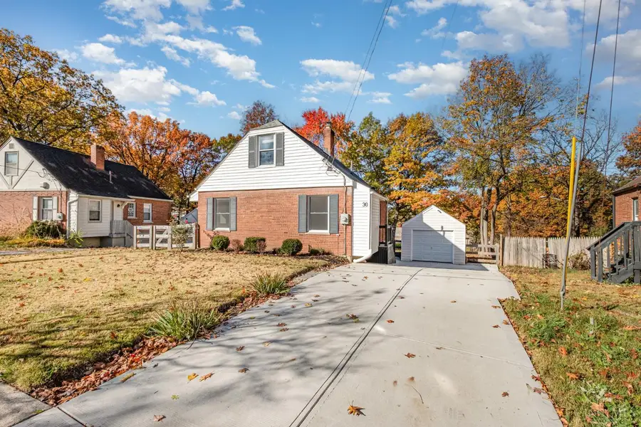 30 Gambier Circle, Greenhills, OH 45218 - Image #2