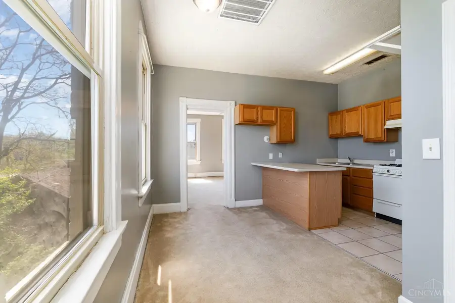 421 Jefferson Avenue, Saint Bernard, OH 45217 - Image #3