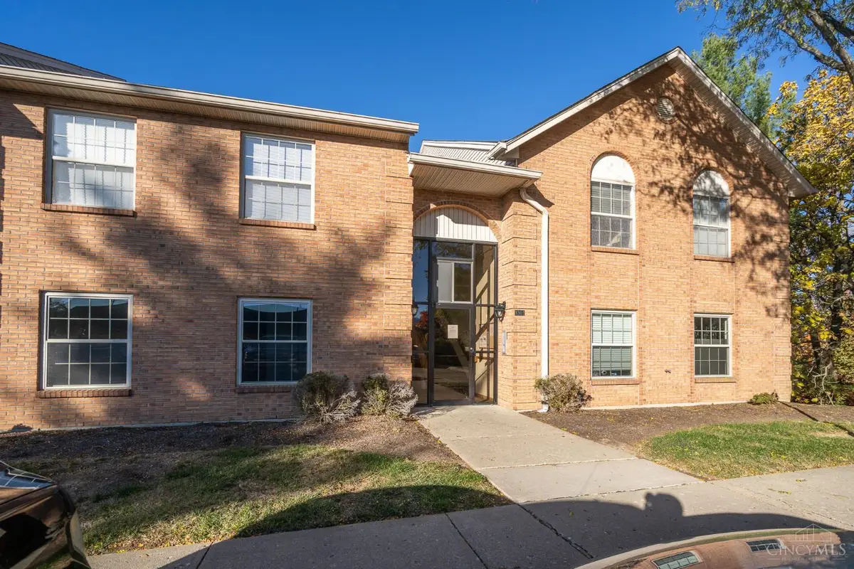 3302 North Bend Road #1, Monfort Heights, OH 45239 - Image #1