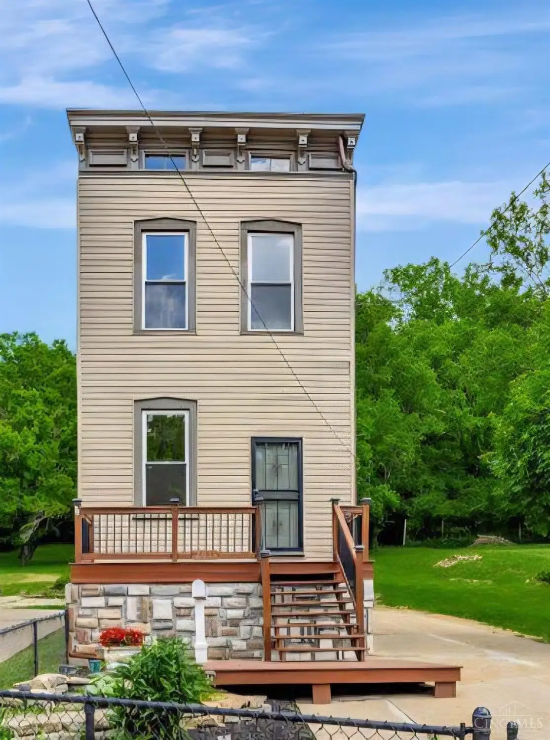 2016 Queen City Avenue, Cincinnati, OH 45214 - Image #1