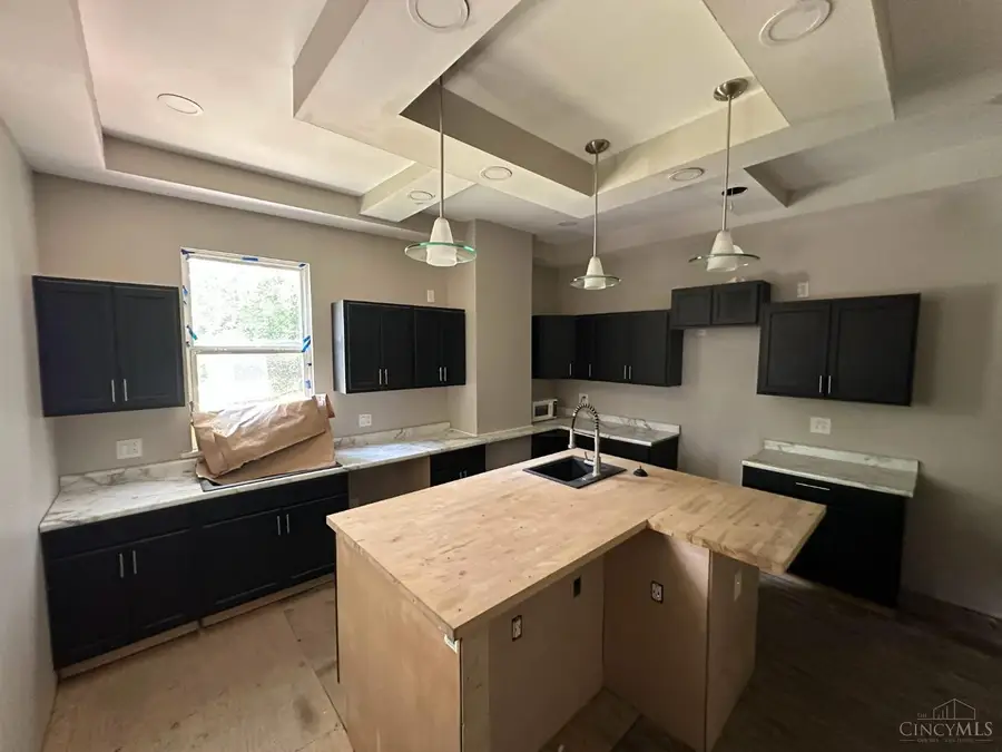 435 Purcell Avenue, Cincinnati, OH 45205 - Image #3