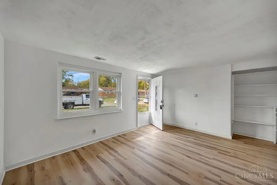 1604 Wichita Drive S, Hamilton, OH 45013 - Image #2