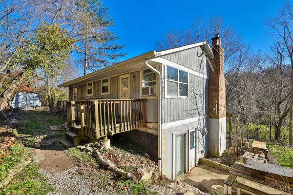 6942 Cleves Warsaw Pike, Cincinnati, OH 45233