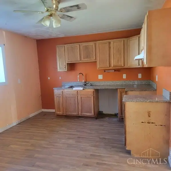 5458 Oak Grove Avenue, Blanchester, OH 45107 - Image #2