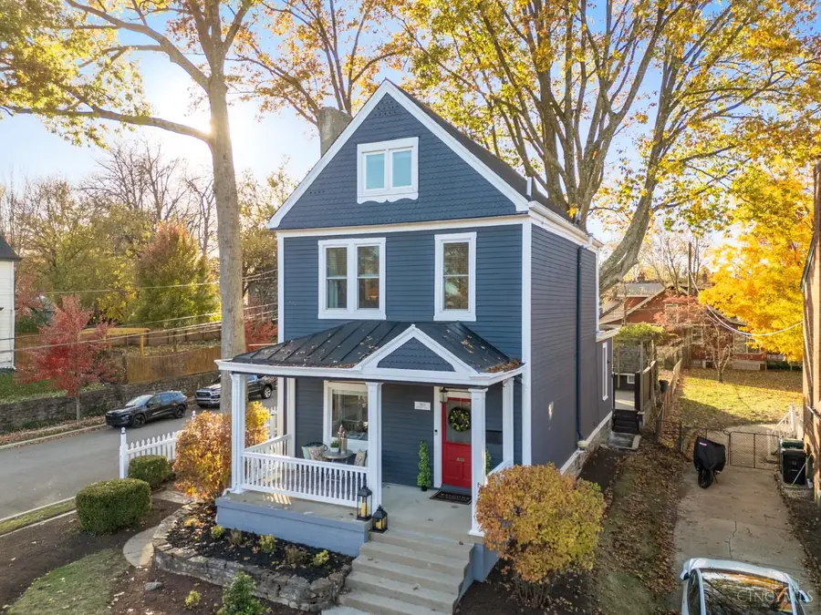 3803 Drakewood Drive, Cincinnati, OH 45209 - Image #2