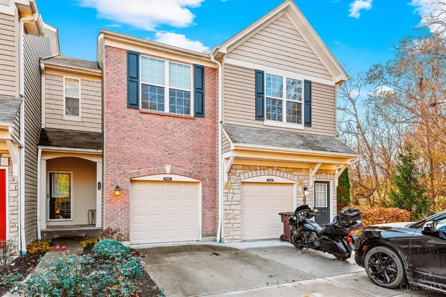 1037 Lost Crossing, Pleasant Hills, OH 45231 - Image #3