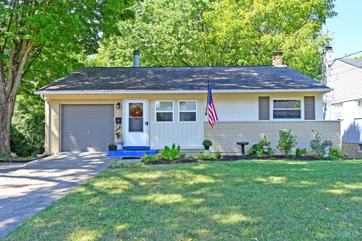 8627 Mockingbird Lane, Finneytown, OH 45231 - Image #1