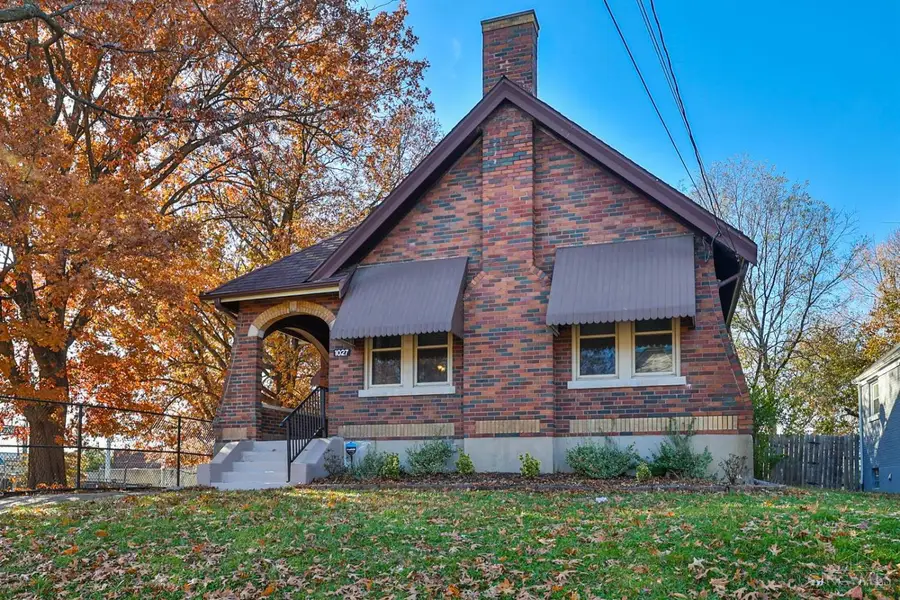 1027 Woodlawn Avenue, Cincinnati, OH 45205 - Image #2
