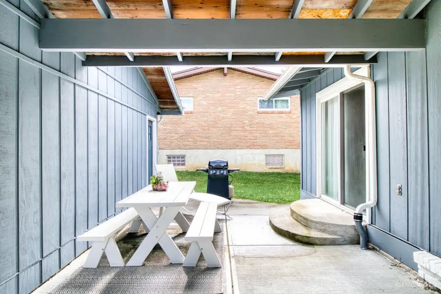 8557 Linderwood Lane, Cherry Grove, OH 45255 - Image #2