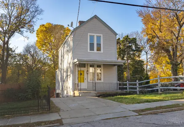 927 Harris, Cincinnati, OH 45205