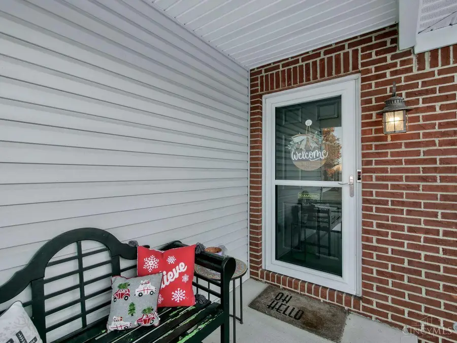 783 Owls Nest Court, Warren, OH 45039 - Image #2