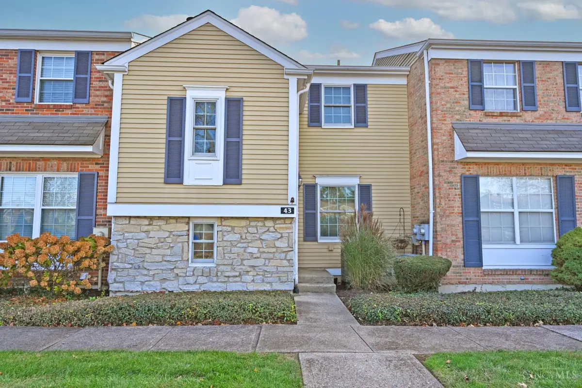 43 Applewood Drive, Fairfield, OH 45014 - Image #1