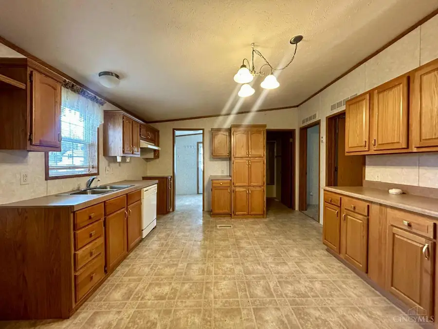 23 S Taylorsville Road, Mowrystown, OH 45133 - Image #3