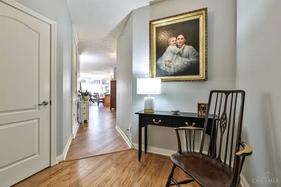 7496 Victoria Falls Avenue, Warren, OH 45039 - Image #2