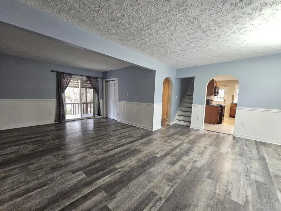 9103 Zoellner Road, Colerain Township, OH 45251 - #3