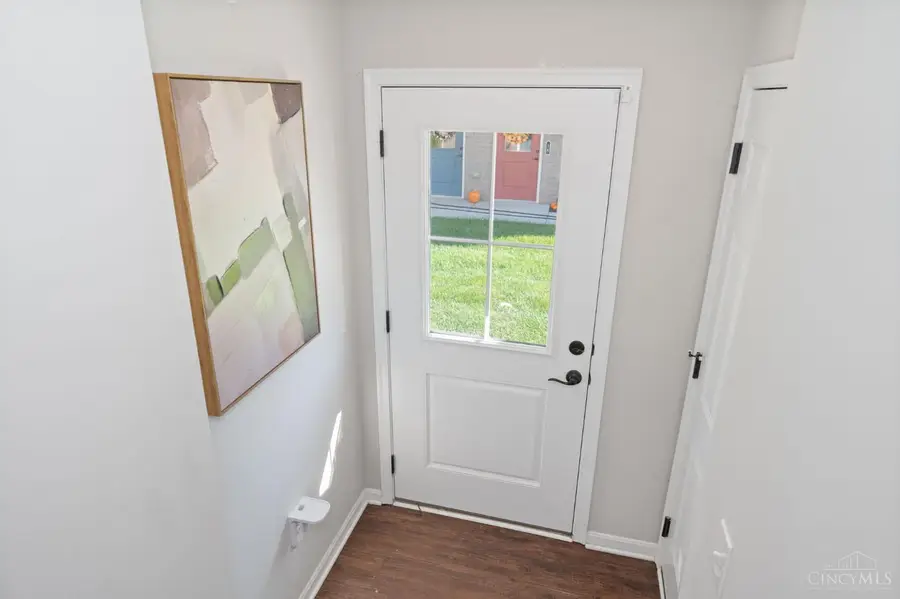 108 Old Pond Road, Springboro, OH 45066 - Image #3