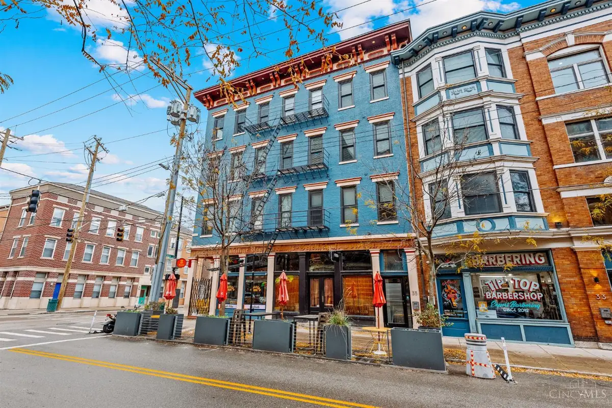 35 E Thirteenth Street #302, Cincinnati, OH 45202 - Image #1