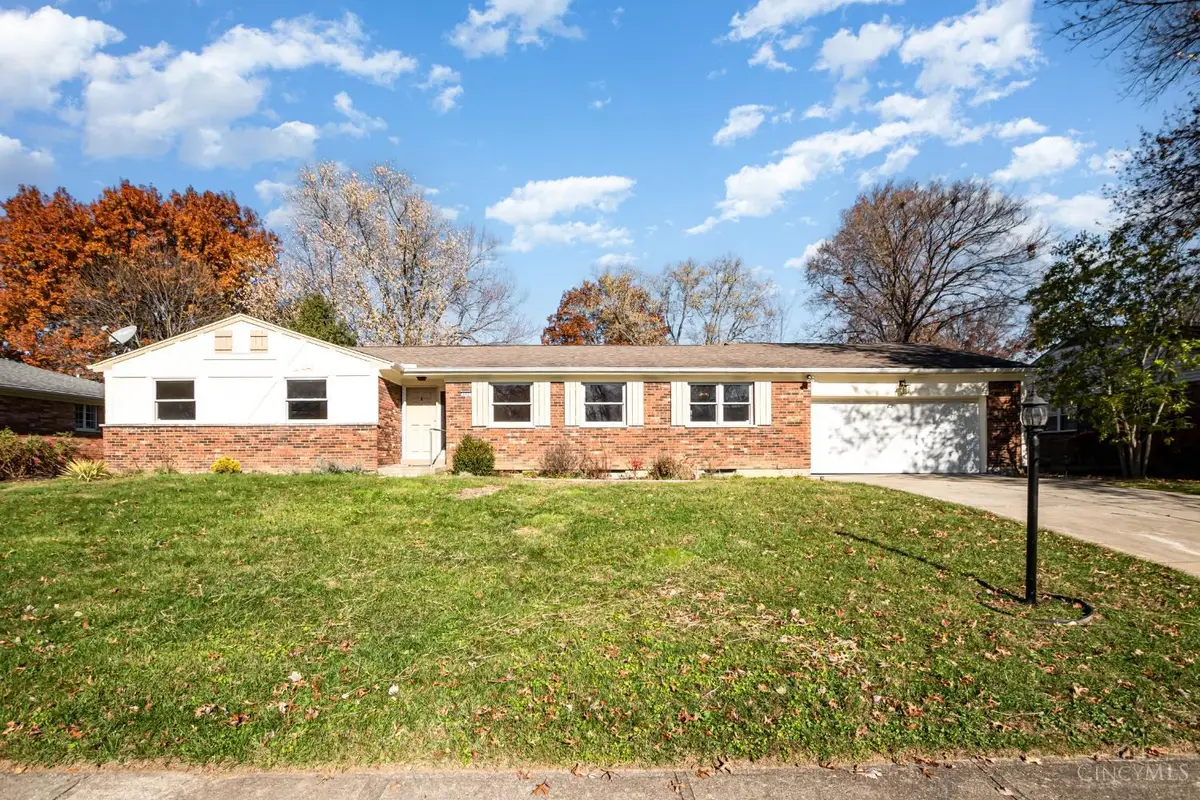 694 Buff Court, Springfield, OH 45231 - Image #1