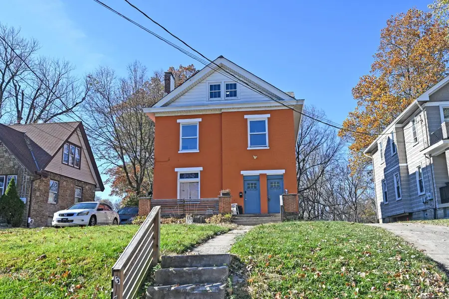 327 Crestline Avenue, Cincinnati, OH 45205 - Image #2