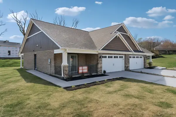 5017 Waterford Lane, Middletown, OH 45042