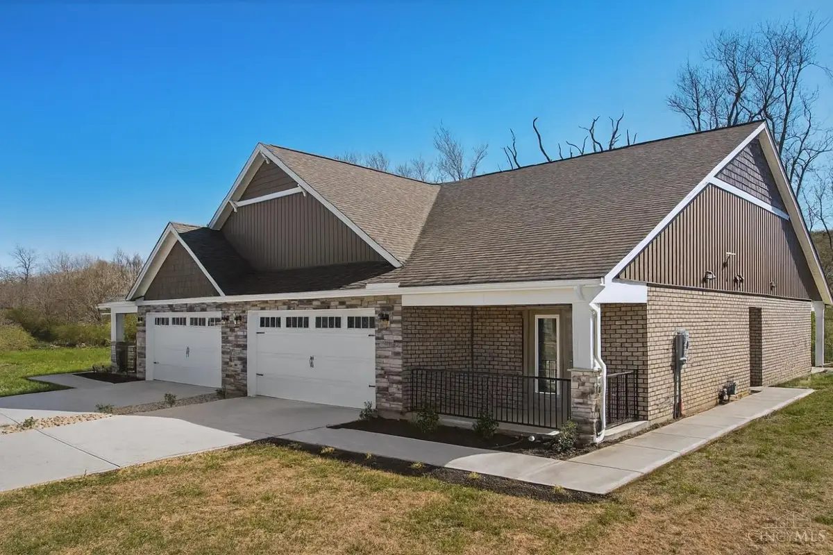 5019 Waterford Drive, Middletown, OH 45042 - Image #1