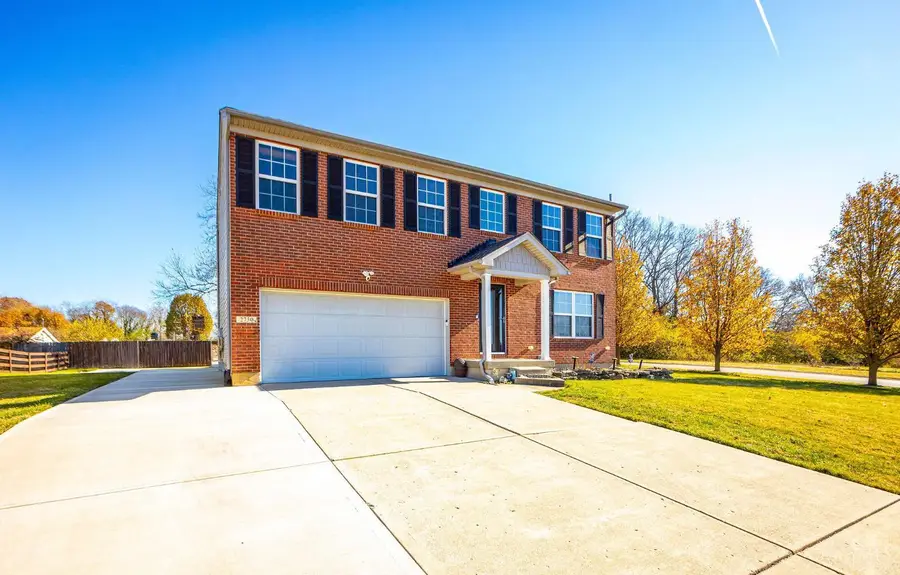 2730 Fairfield Ridge Drive, Fairfield Township, OH 45011 - Image #2