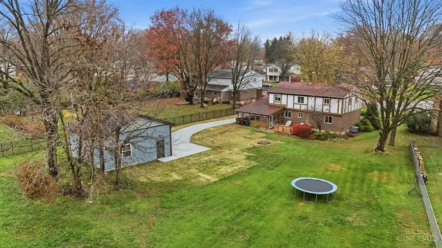 10681 Creeknoll Court, Montgomery, OH 45242 - Image #3