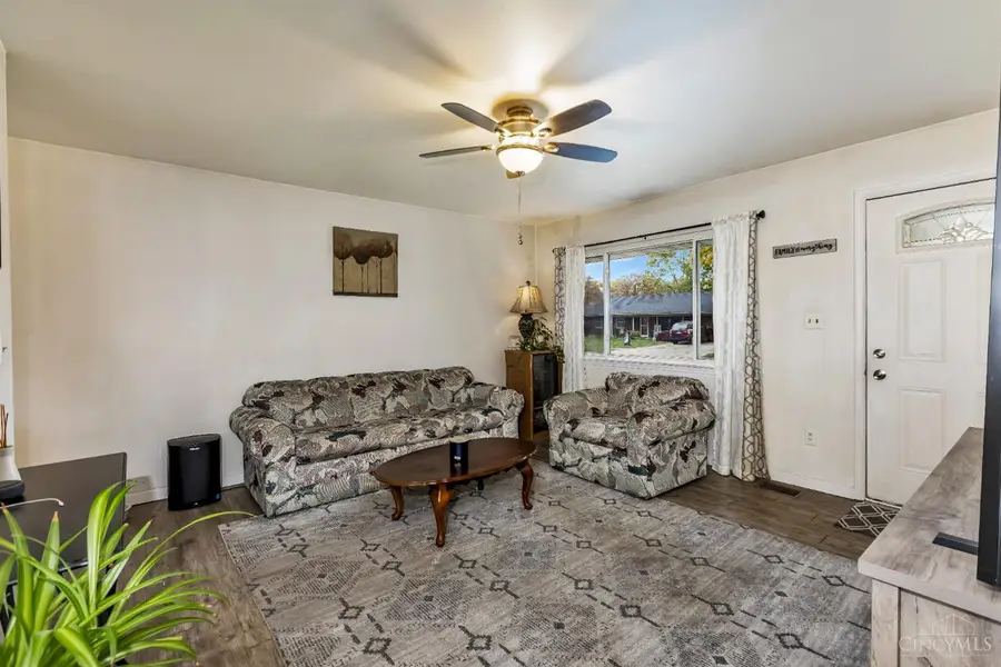 779 Martha Drive, Franklin, OH 45005 - Image #2