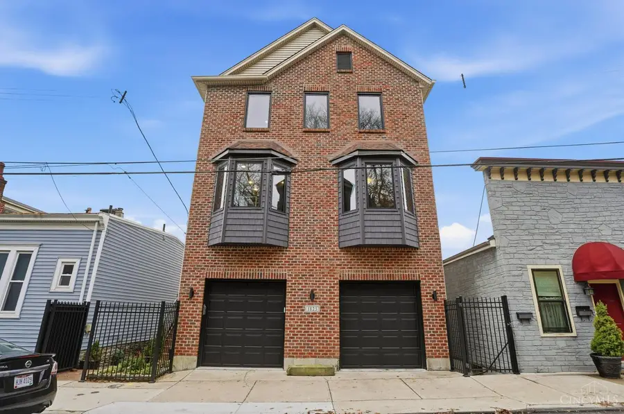 1825 Walker Street, Cincinnati, OH 45202 - Image #2