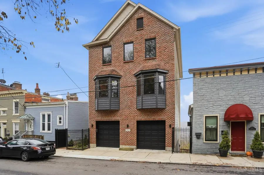 1825 Walker Street, Cincinnati, OH 45202 - Image #3